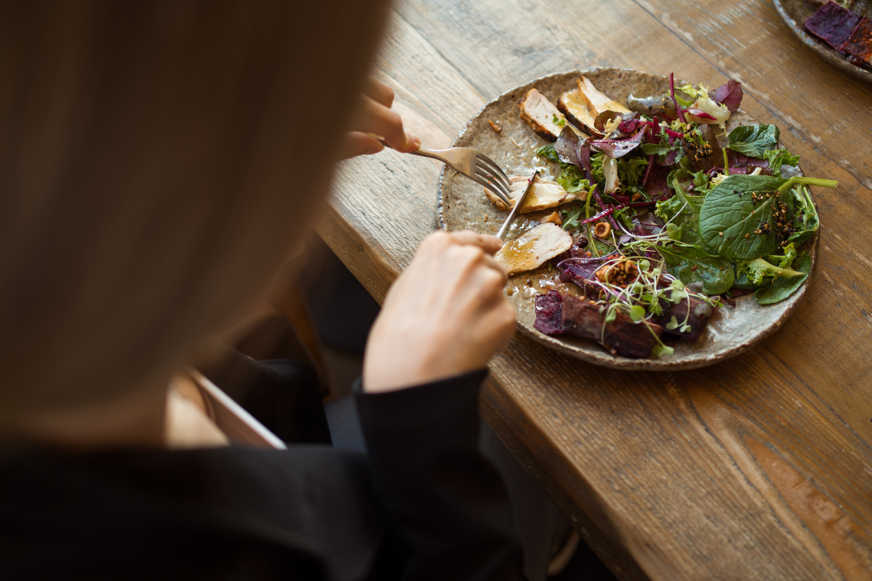 Natuurlijk maagzuur stimuleren:  leefstijl, voeding en praktische tips